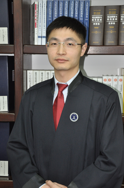 万涛   执业律师